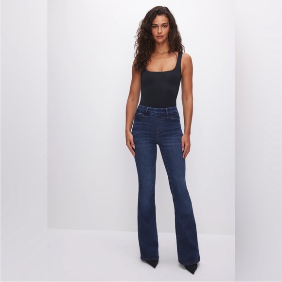 Good American 3/4 33” Pull On Flare Jeans dark blue 0666 - Picture 1 of 9